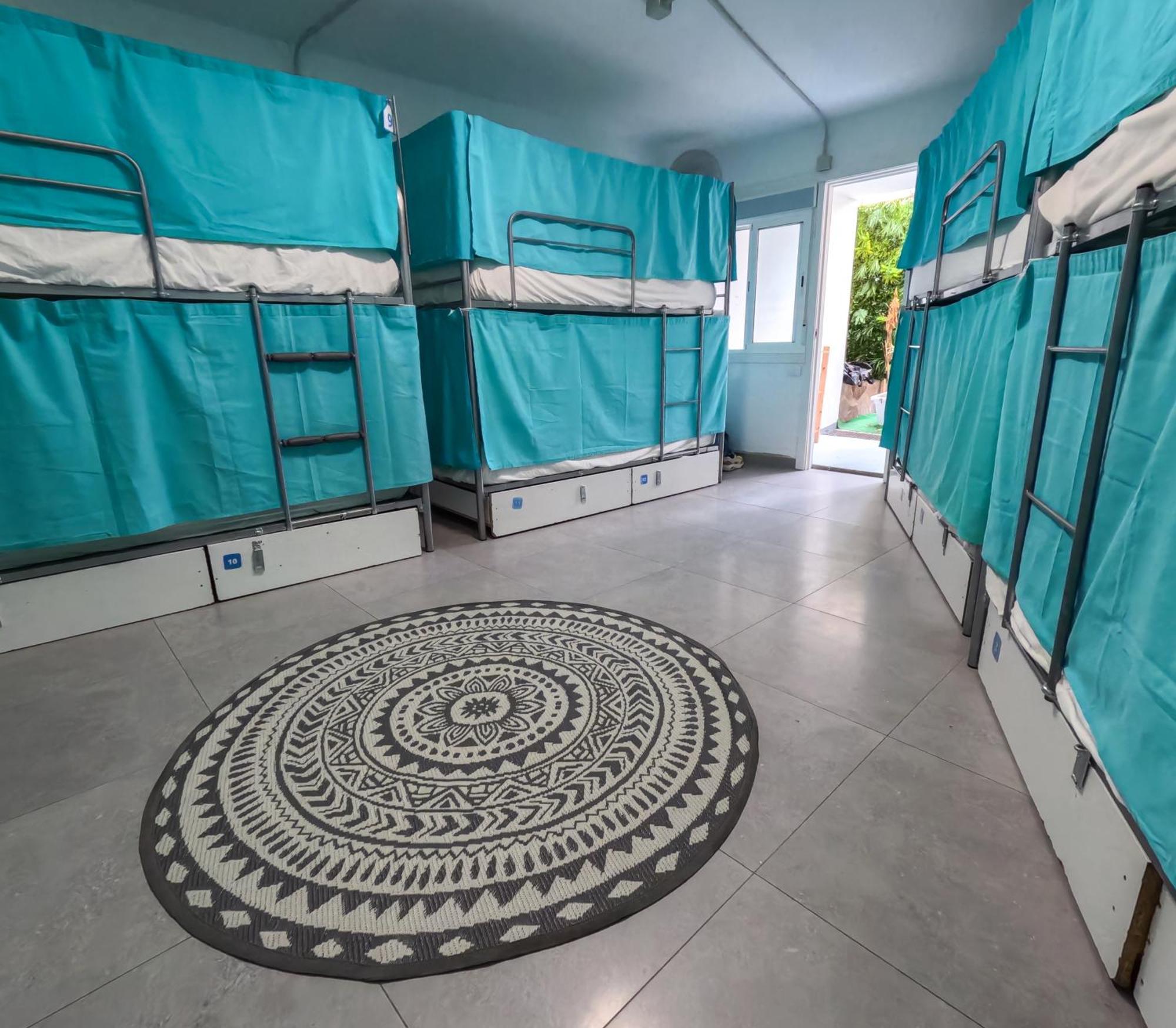 Duque Nest Hostel Costa Adeje Dış mekan fotoğraf